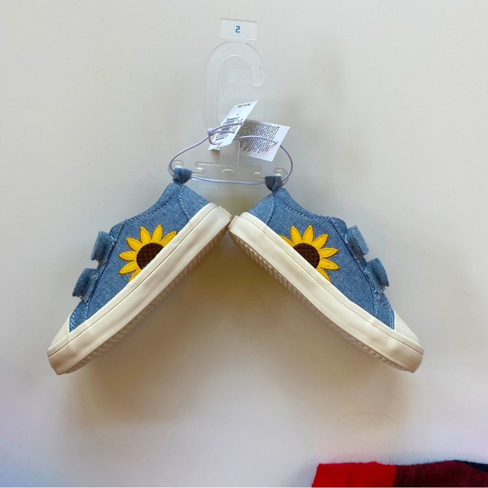 Brand New Old Navy Sunflower Shoes Sz 5